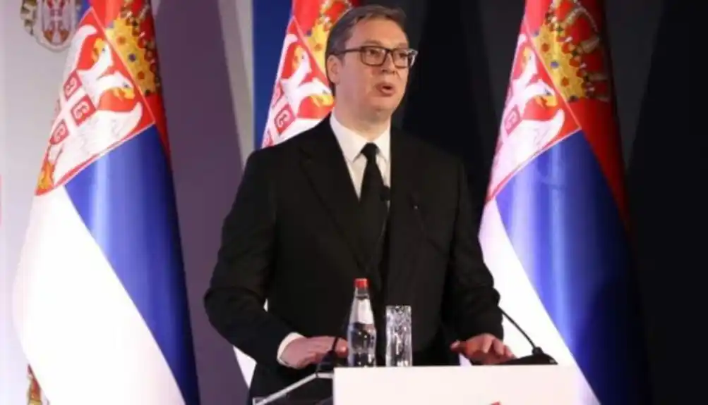 Vučić predstavlja plan „Srbija 2027 – skok u budućnost“: Suština je uspješna Srbija; Do 2027. će prosječna plata biti 1.400 evra a minimalac 650 evra!