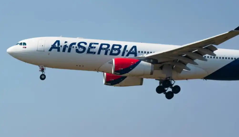 Avion oštećen po polijetanju sa aerodroma „Nikola Tesla“ u Beogradu