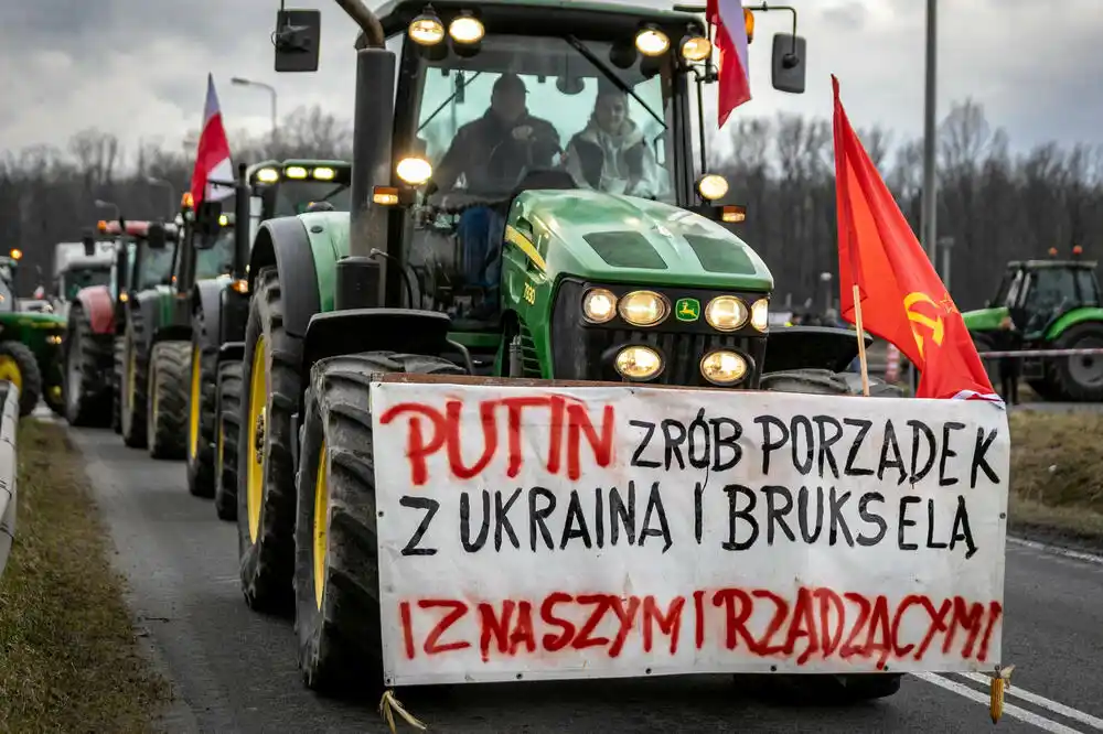 Na protestima poljskih farmera poziv Putinu da „zavede red“ u Ukrajini i Poljskoj