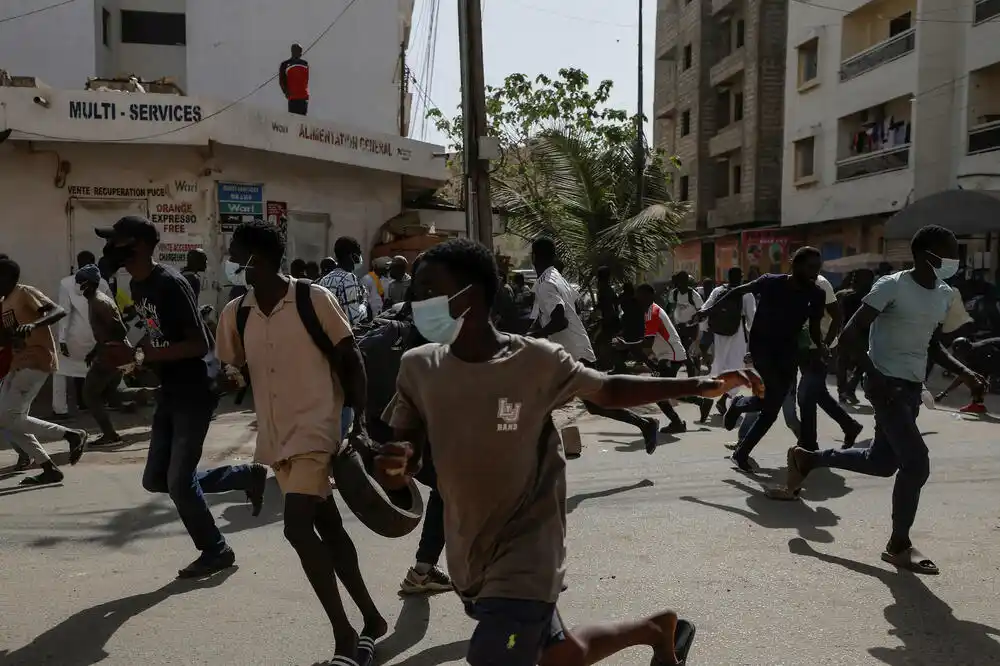 Senegal u političkoj krizi: Dodatni problemi zbog gušenja antivladinih demonstracija i smrti dva mladića