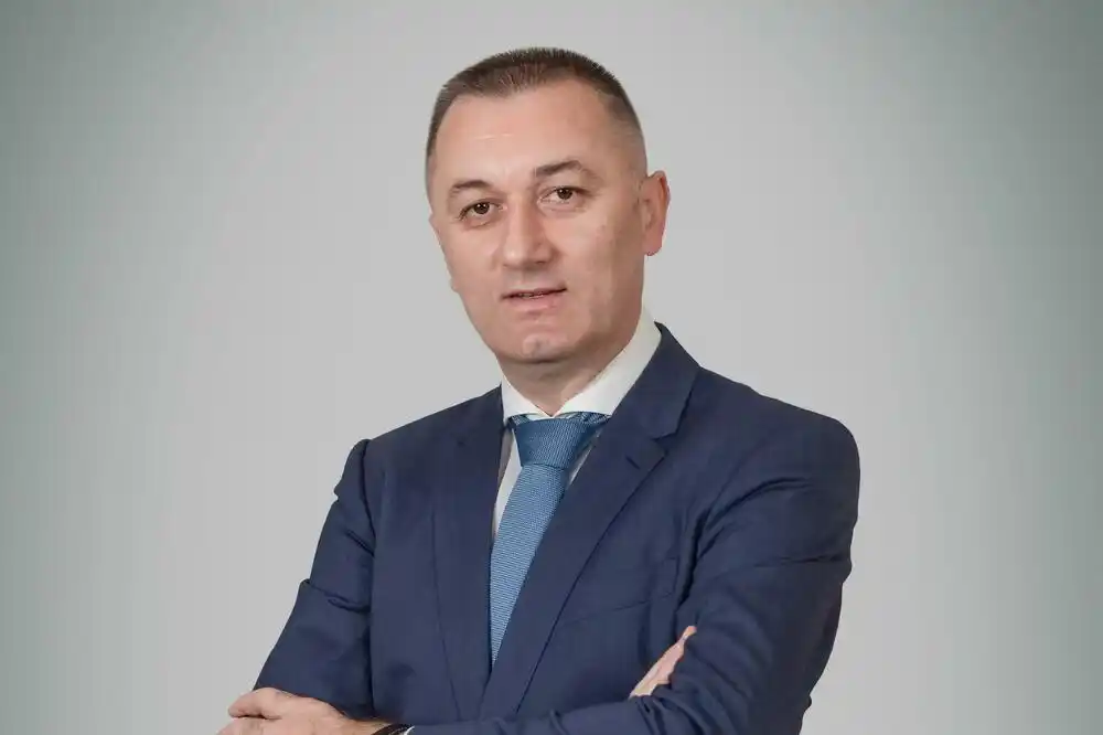 Gutić: Glas protiv članstva Kosova u SE još jedan potez u nizu koji pokazuje zaokret u našoj spoljnoj politici