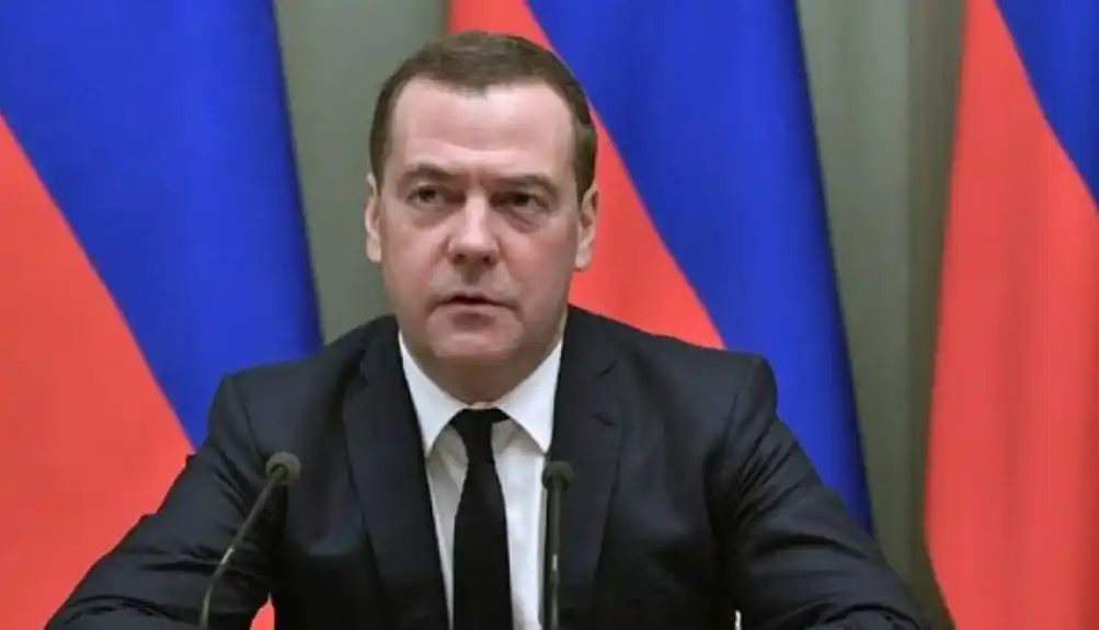 Medvedev: Njemačka se sprema za rat sa Rusijom, presretnuti razgovori oficira to govore