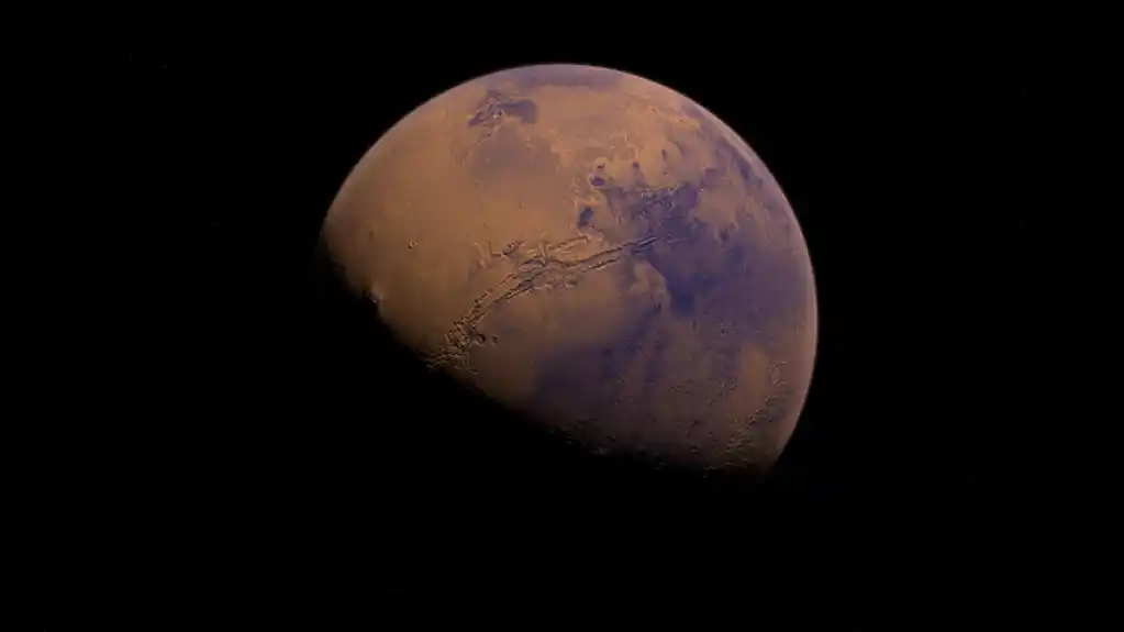 Studija pokazala – Na Marsu više milijardi kratera, evo kako su nastali