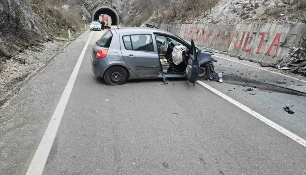 Veliki broj života izgubljen je u saobraćaju: Neiskusni vozači i velika brzina najčešći uzroci nesreća