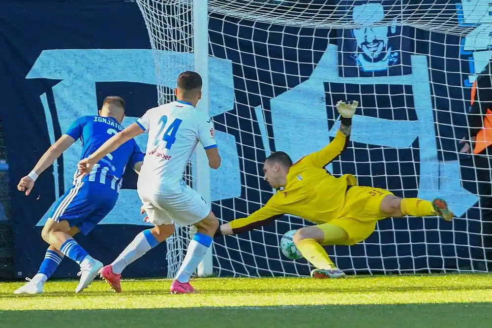 Budućnost suspendovala golmana Pavličića: Ograđujemo se od nesportskih stvari