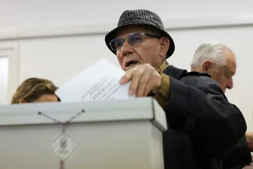 HDZ po izlaznim anketama osvojio najviše glasova, ali nedovoljno za formiranje vlade