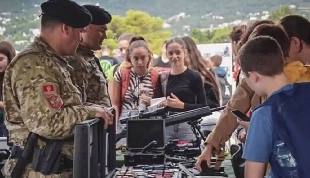 Počinje manifestacija „Vojska u vašem gradu“: Prvo u Beranama, slijede Nikšić, Plužine i Podgorica