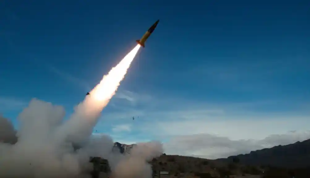 Pomoć: SAD isporučiile rakete dugog dometa Ukrajini