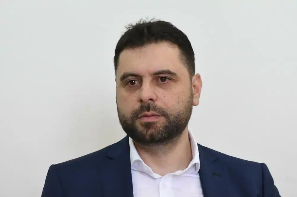 Vujović: Plašim se da je strah PES od DF jači od civilizacijske dužnosti