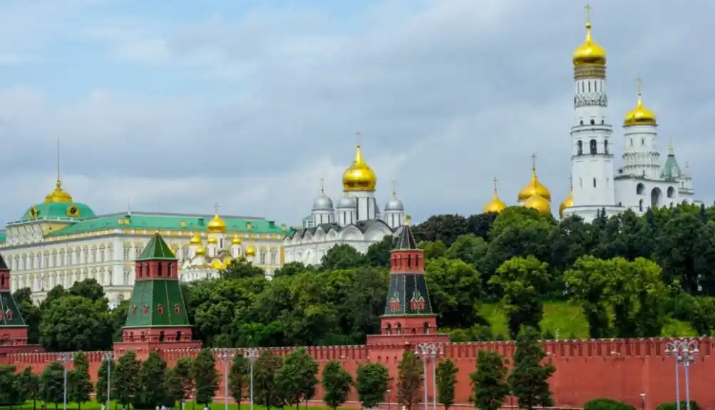 Zaharova:„U slučaju konfiskovanja ruske imovine, Rusija će se rukovoditi principom reciprociteta“