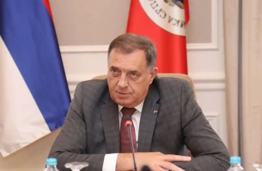 Dodik: Rezolucija je nametnuta tema koja će zatrovati odnose između Srba i Bošnjaka da će biti nemoguće graditi zajedničke politike!