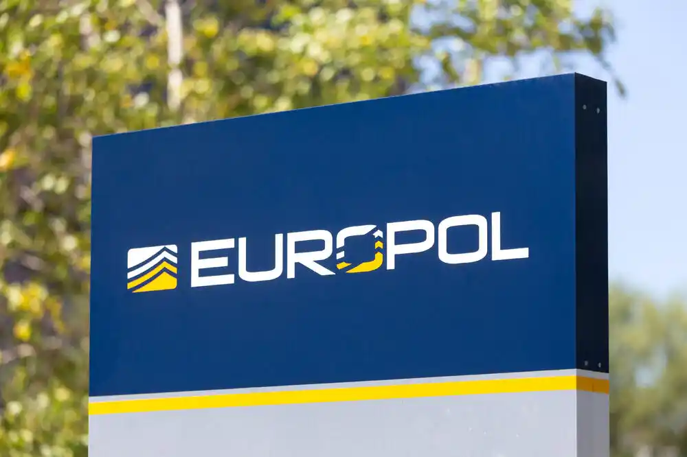 Njemačke vlasti i Europol otkrili veliki lanac prevara preko pozivnih centara na Balkanu