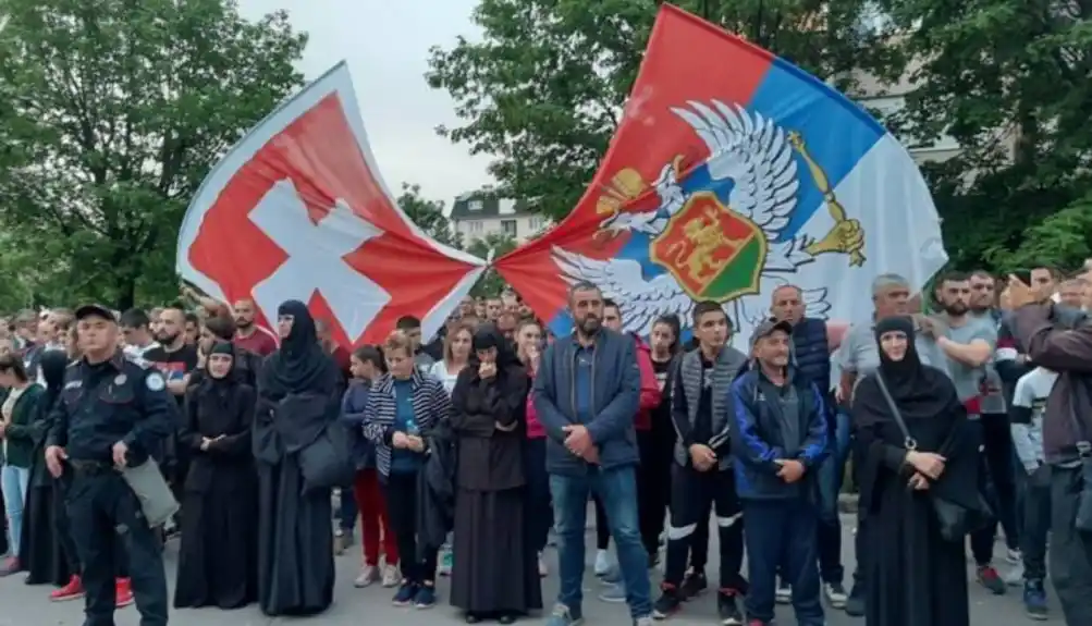 Od države srpstva do fobije od Srba: Crna Gora još jedan Dan nezavisnosti dočekuje podijeljena, ali i posvađana