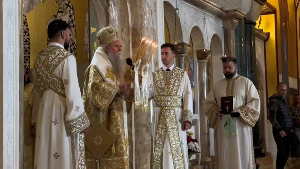 Porfirije: Da Hristos sačuva rod pravoslavni od svih nepravdi