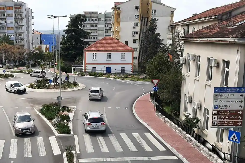 Tivat bez struje