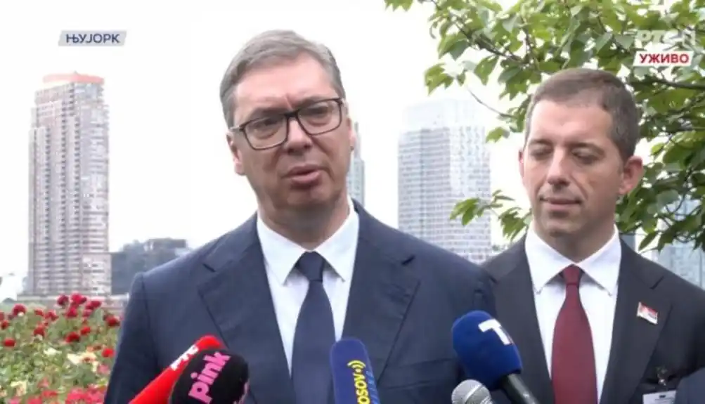 Vučić: Pokazali smo kako se bori za Srbiju, više od dvije trećine stanovnika je na našoj strani