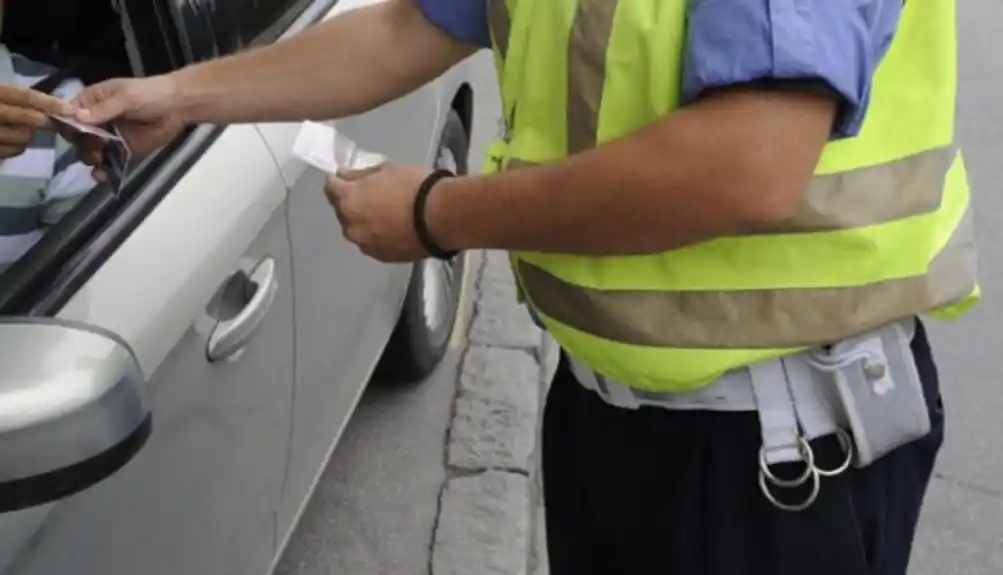 Zbog mita uhapšena dvojica graničnih policajaca