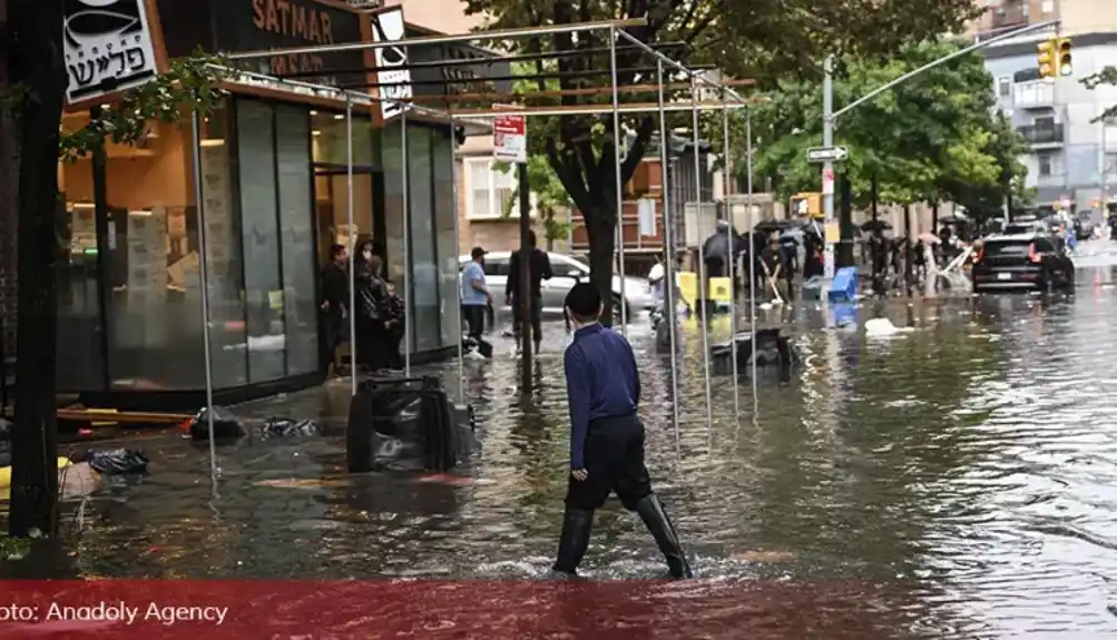 Poplave u Njemačkoj, stradao vatrogasac