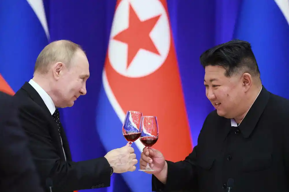 Putin zahvaljuje Kim Džong Unu na gostoprimstvu tokom posjete Pjongjangu