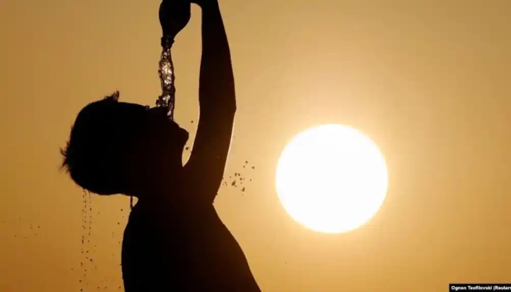 U Crnoj Gori na snazi je narandžasti meteoalarm: Kako lakše podnijeti vrućine