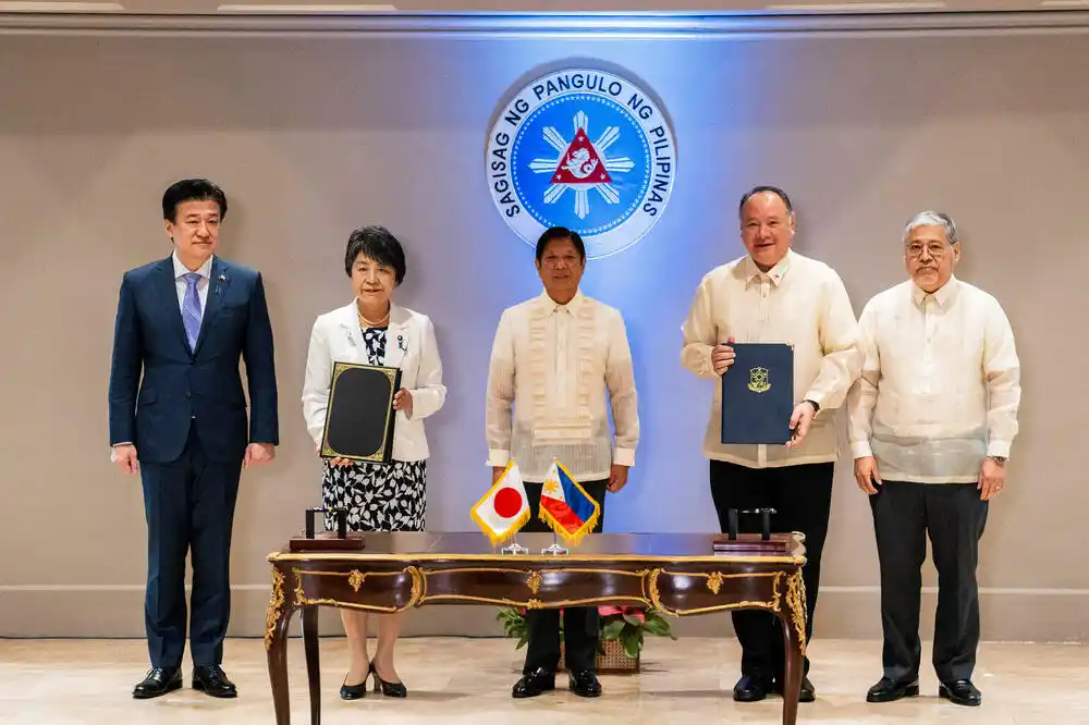 Japan i Filipini potpisali odbrambeni pakt suočeni sa pretenzijama Kine