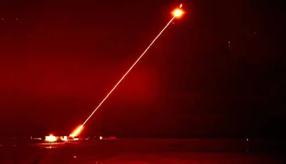 Južna Koreja će dronove obarati laserskim zracima