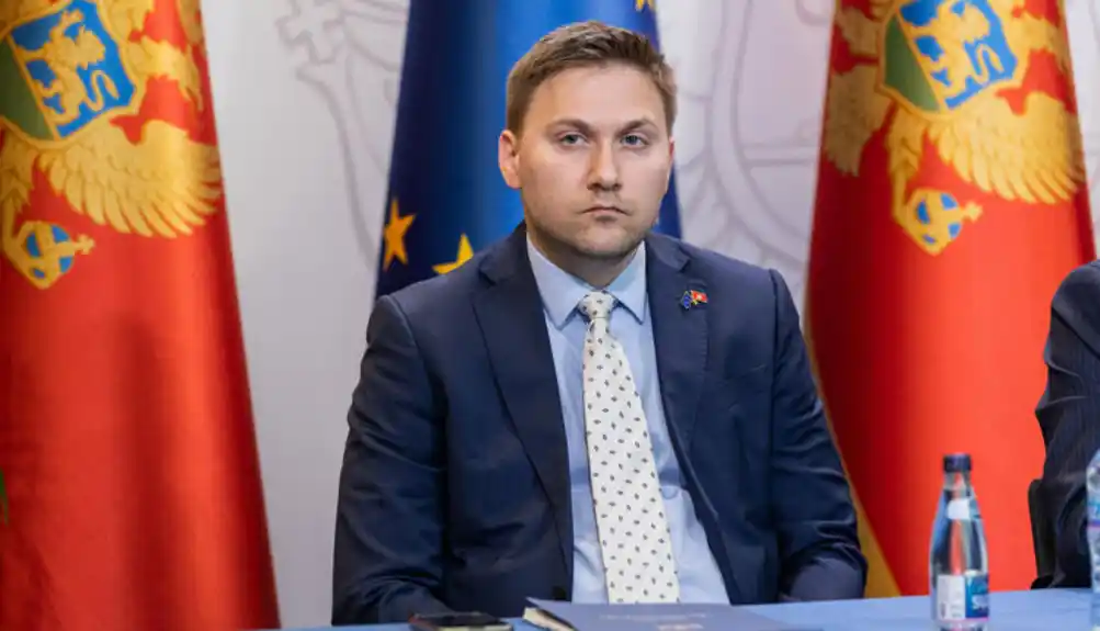 Ministri Šimun i Vuković u posjeti Kancelariji SZO u Barseloni