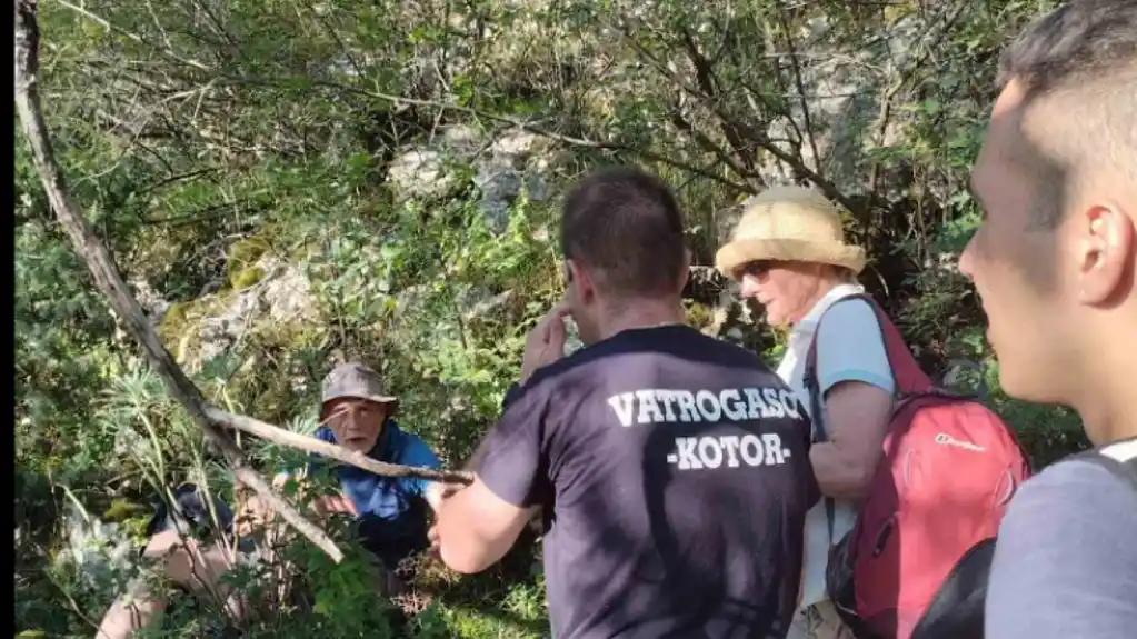 Nakon tročasovne potrage pronašli STRANE DRŽAVLJANE izgubljene u reonu Gornjeg Stoliva