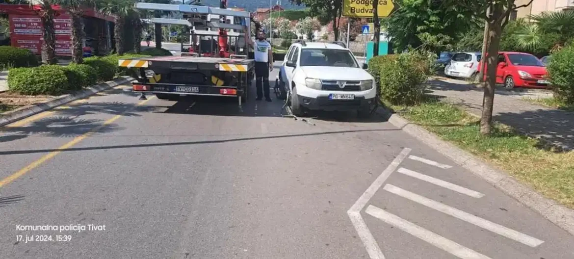 Tivat: Komunalna policija odnijela nepropisno parkirano vozilo Inspekcije rada