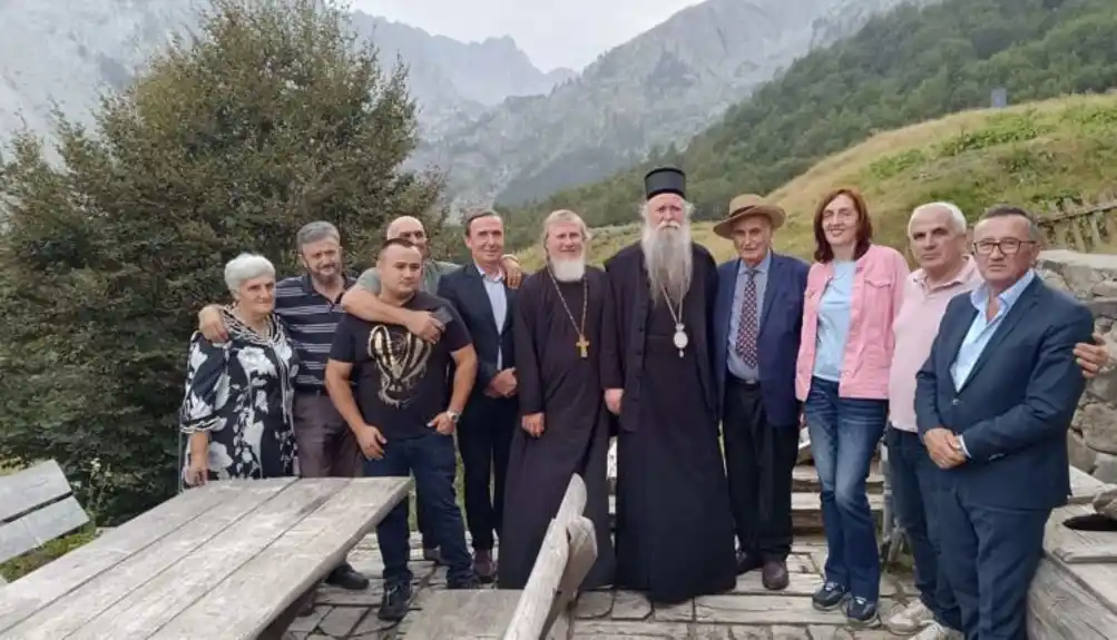 Udruženje Vasojevića Vaso: Posjeta Mitropolita Joanikija Komovima veliki događaj za Vasojeviće