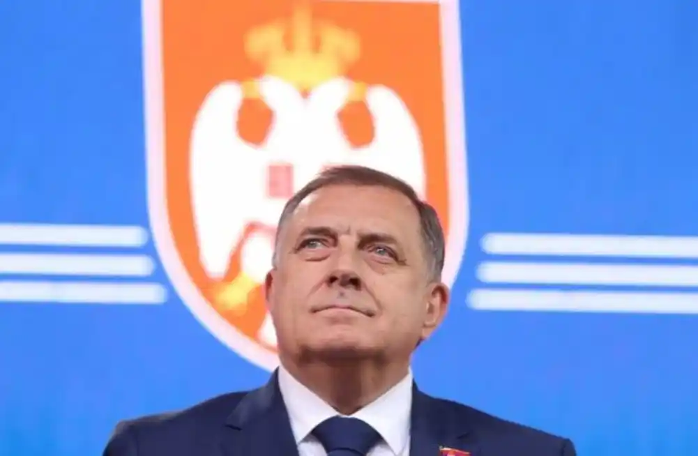 Dodik: Okupimo se oko Srbije i Republike Srpske, ako budemo podijeljeni i mali, onda ćemo ponovo biti lak plijen