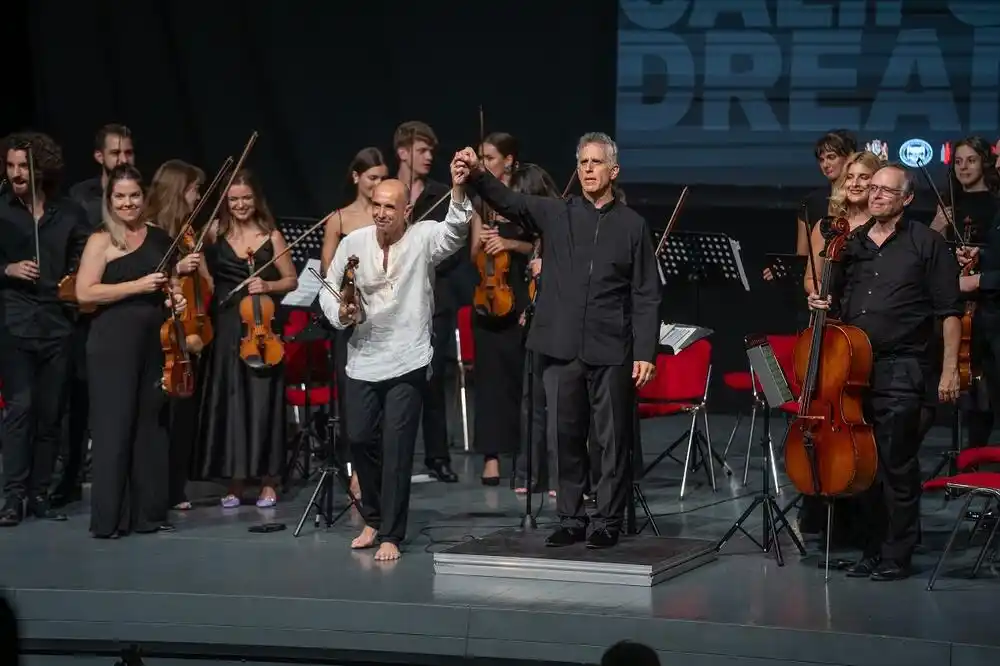 Koncert “California dreaming: od baroka do roka”: Neposrednost, harizmatičnost, virtuoznost