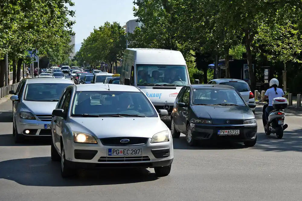 Niži porez na promet, ali skuplja registracija