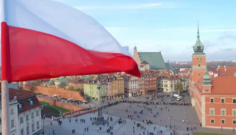 Poljska mijenja Zakon o radu: Smanjuju radno vrijeme u zemlji – na stolu su dvije opcije