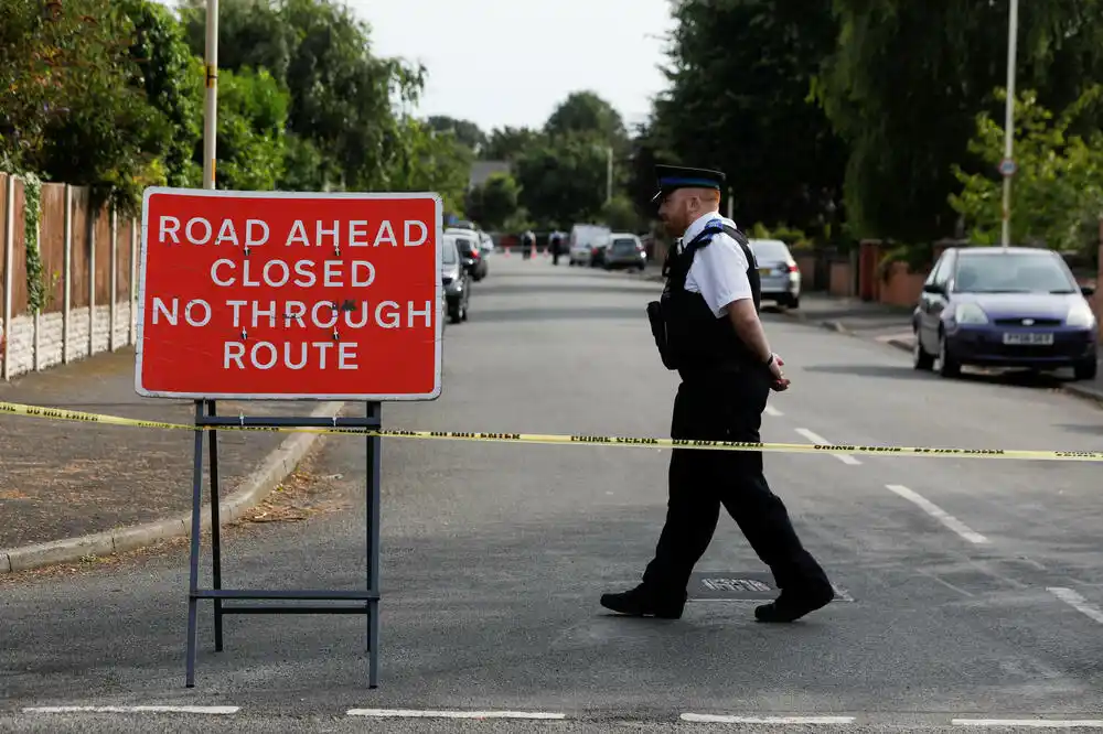 Sud objavio ime 17-godišnjaka uhapšenog zbog napada nožem na djecu u Velikoj Britaniji