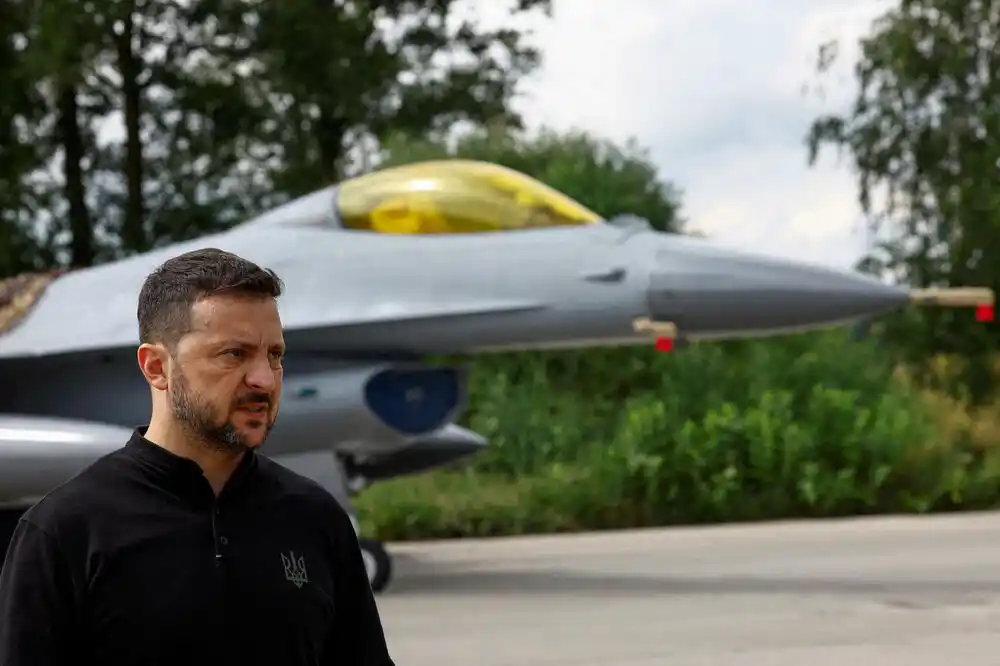 Zelenski: Ukrajina dobila prve borbene avione F-16 sa zapada, još ih nema dovoljno