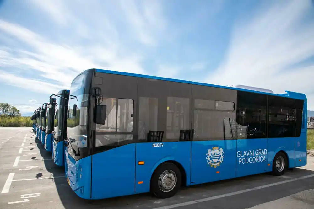 Na podgoričke drumove stižu novi polovni autobusi