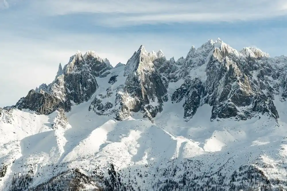 Nastavljena potraga za četvoricom alpinista nestalih na Mon Blanu