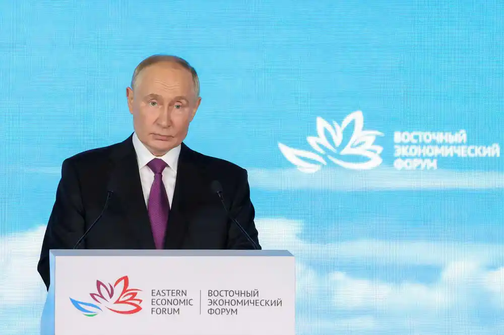 Putin: Rusija nikad nije odbila da pregovara sa Ukrajinom