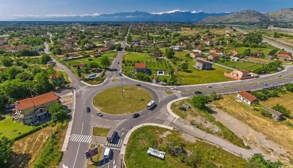 Školski autobus Podgorica-Zeta od danas prevozi đake