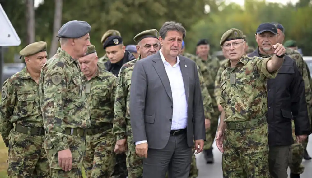 Vojska Srbije priprema prikaz na aerodromu u Batajnici