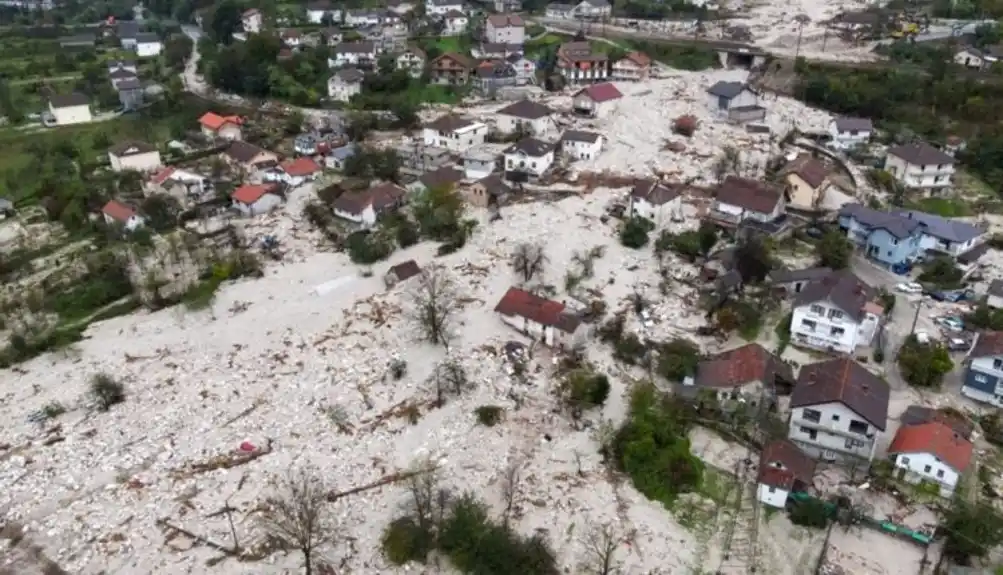 Dan žalosti u Bosni i Hercegovini, nastavlja se potraga za nestalima