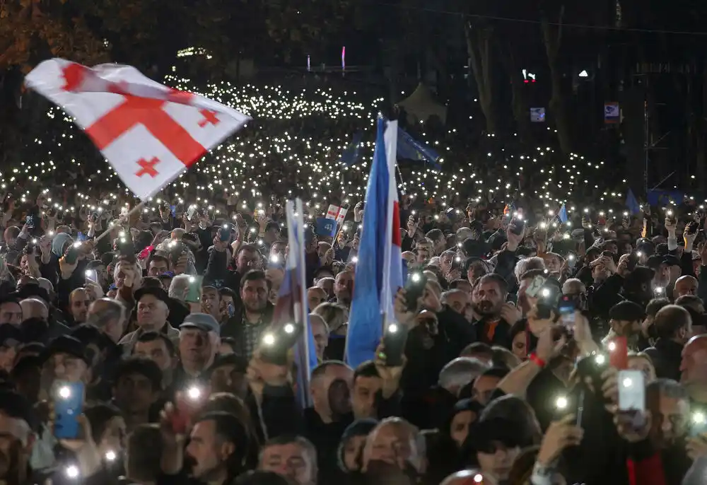 Ivanišvili prijeti da će zabraniti opoziciju