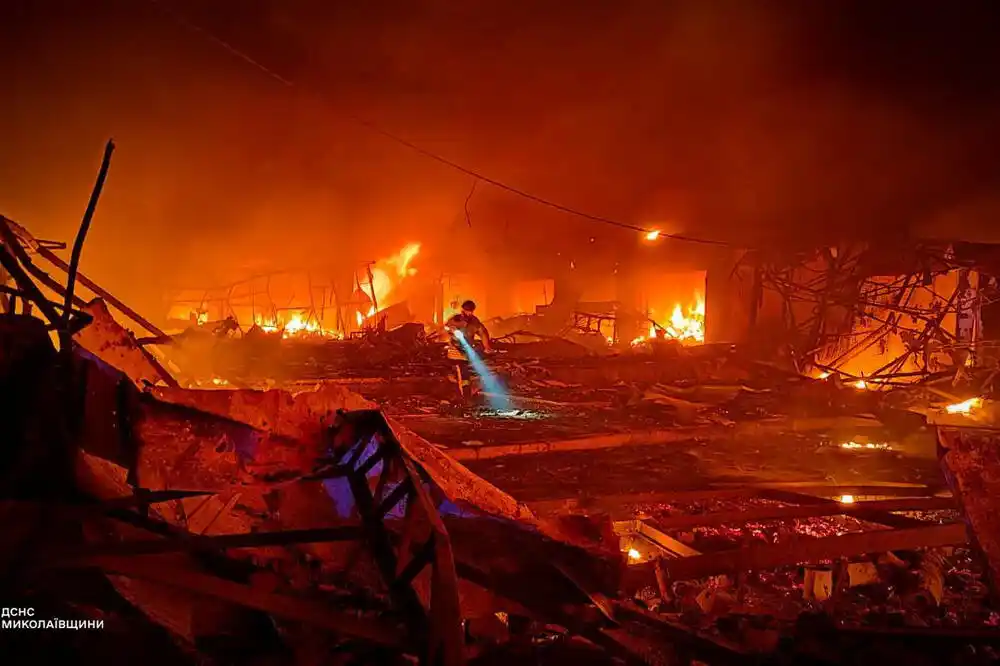 U ruskom napadu na jugu Ukrajine ranjeno 16 osoba, ubijena jedna žena