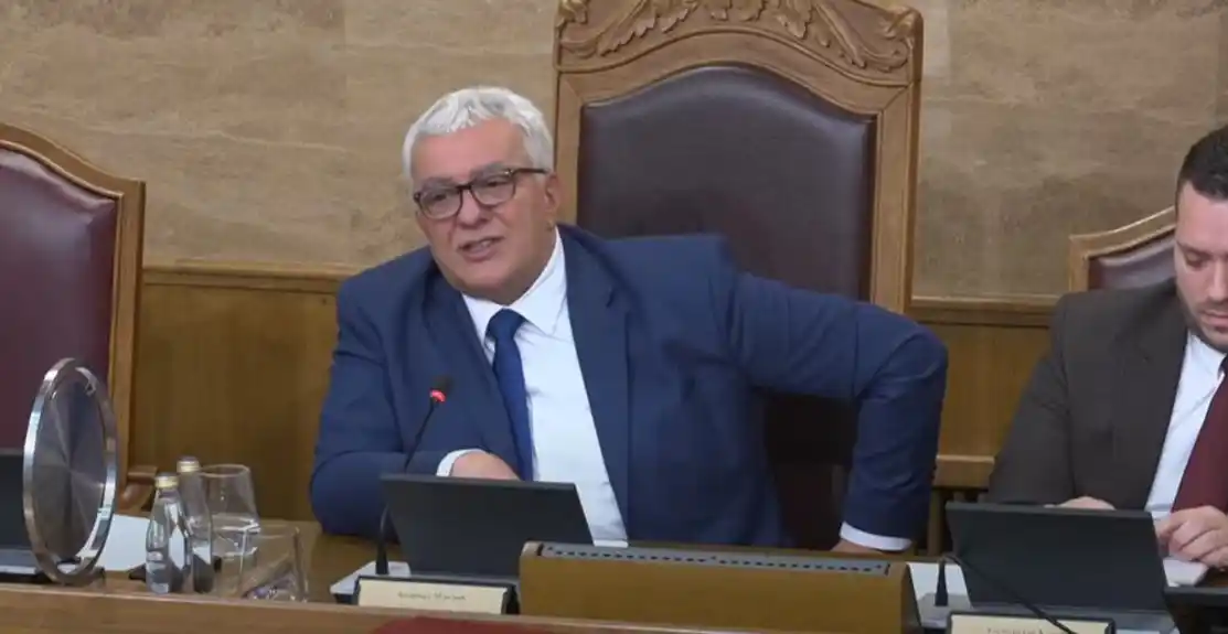 Adžić Mandiću: Nikako da se naviknete da ste vlast osim kad treba da se jede, pije, puni gorivo, zapošljava