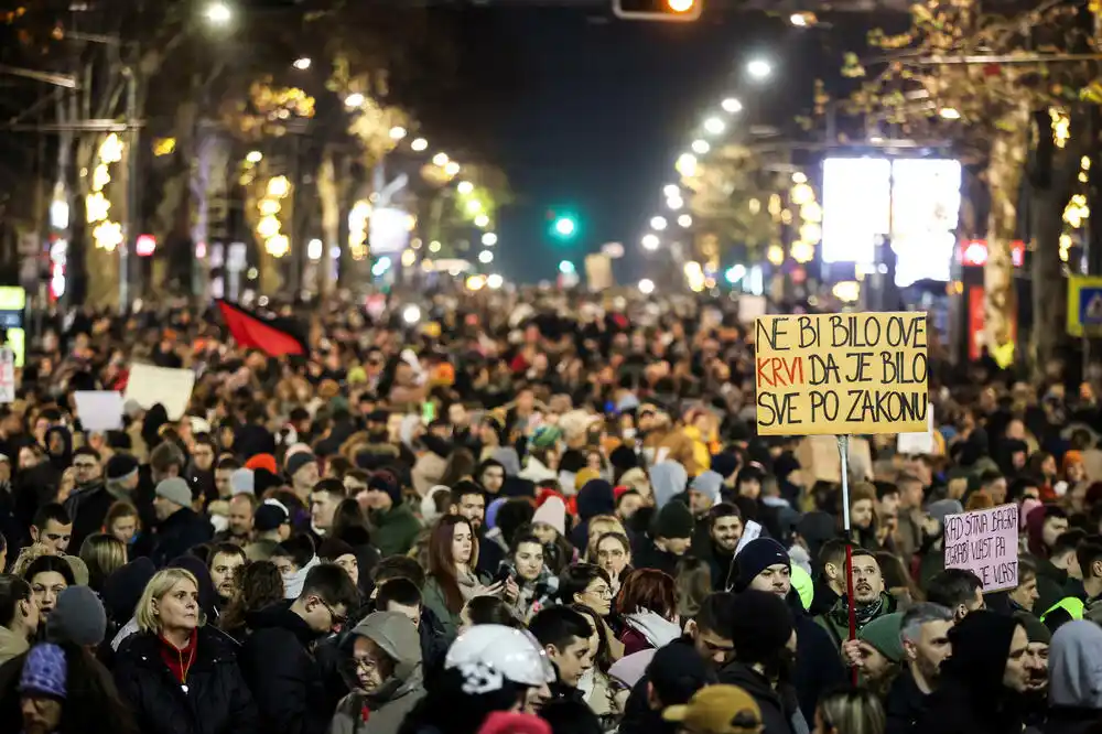 Arhiv javnih skupova: Najveći protest ikad održan u Srbiji, na Slaviji se okupilo oko 100.000 građana