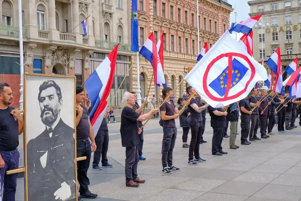 Nacionalistički lovci na duše i glasove s jugoistoka Evrope