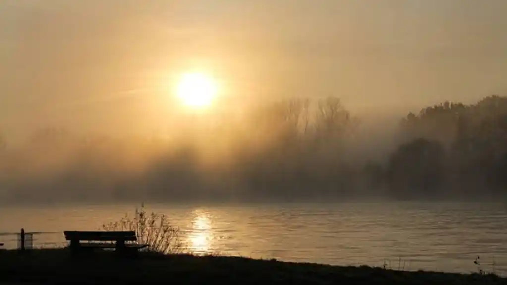 Danas oblačno sa sunčanim intervalima, temperatura do 17 stepeni