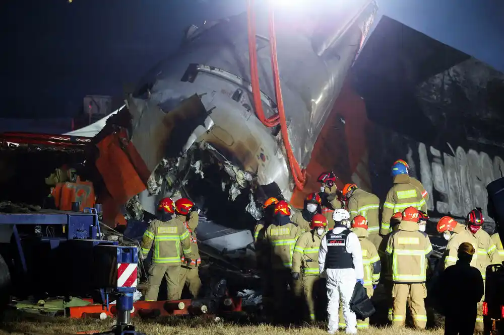 Sedmodnevna nacionalna žalost u Južnoj Koreji zbog avionske nesreće u kojoj je poginulo 179 osoba