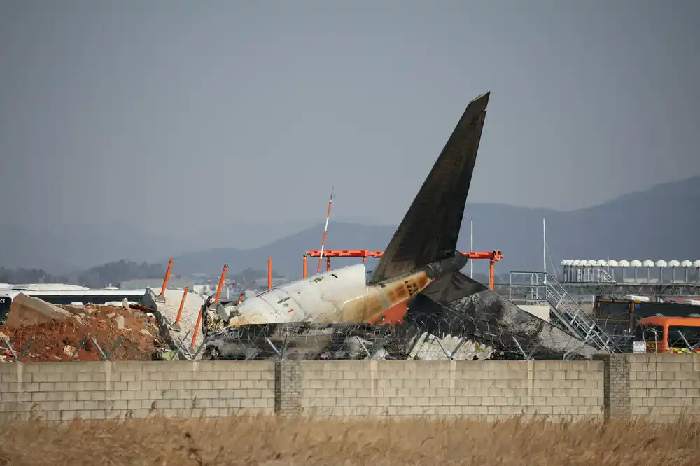 Više od 120 stradalih u avionskoj nesreći u Južnoj Koreji